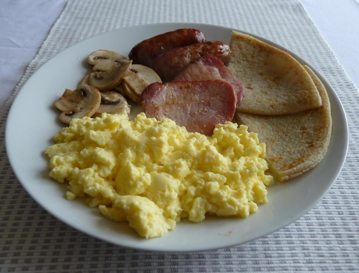 Tanleys B&B Grantown-on-Spey Esterno foto